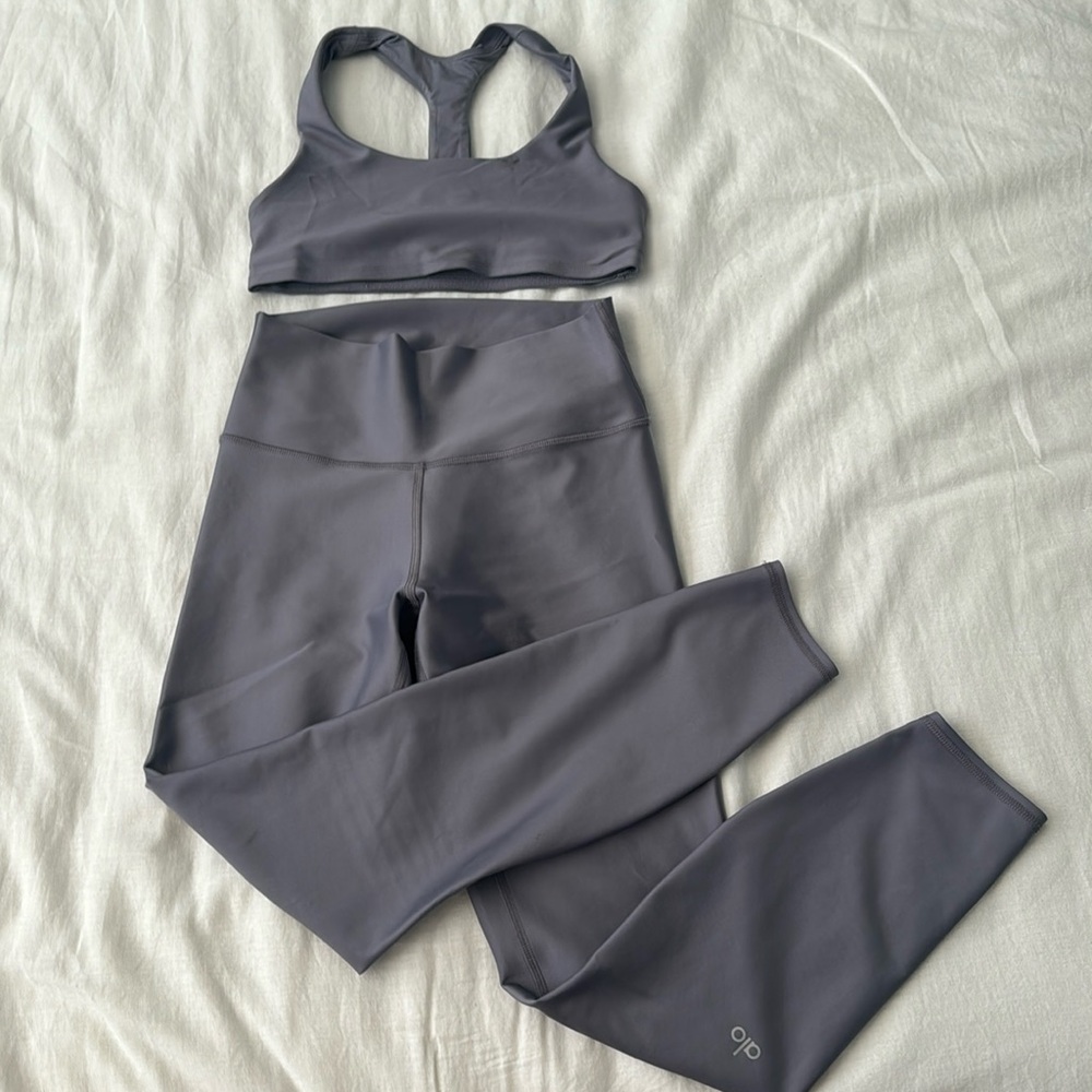 Alo 7/8 High-Waist Airlift Legging and Airlift Advantage Racerback Bra BUNDLE